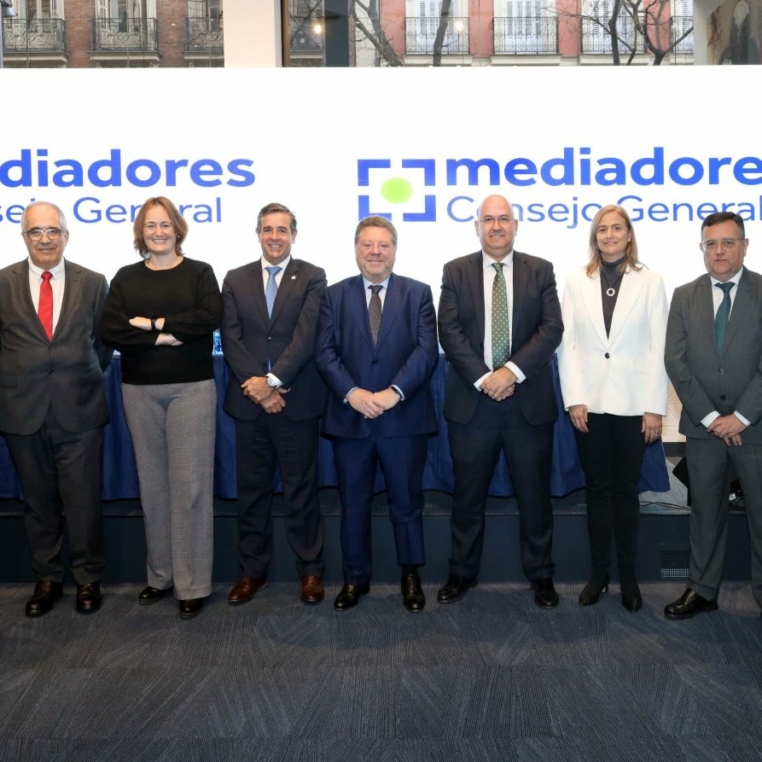 Nueva Comisión Permanente Consejo General de Mediadores (003)